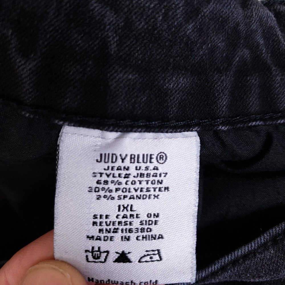 Judy Blue Jeans 1XL Black Crop Straight Fit Side Slit Stretch Plus Size - Picture 8 of 12